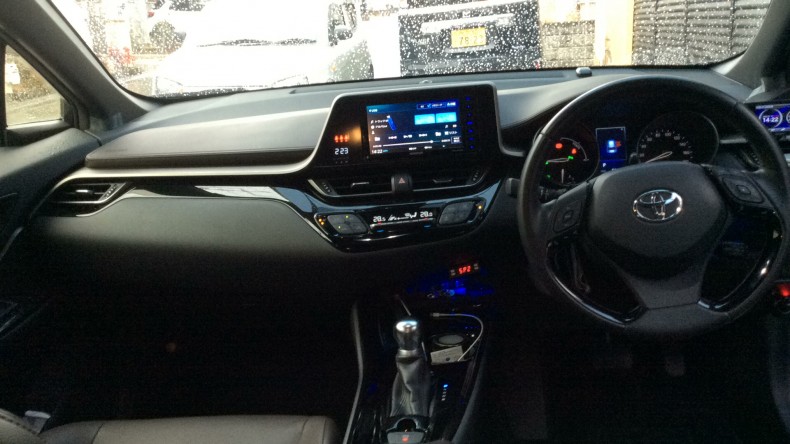 内装インパネ全体