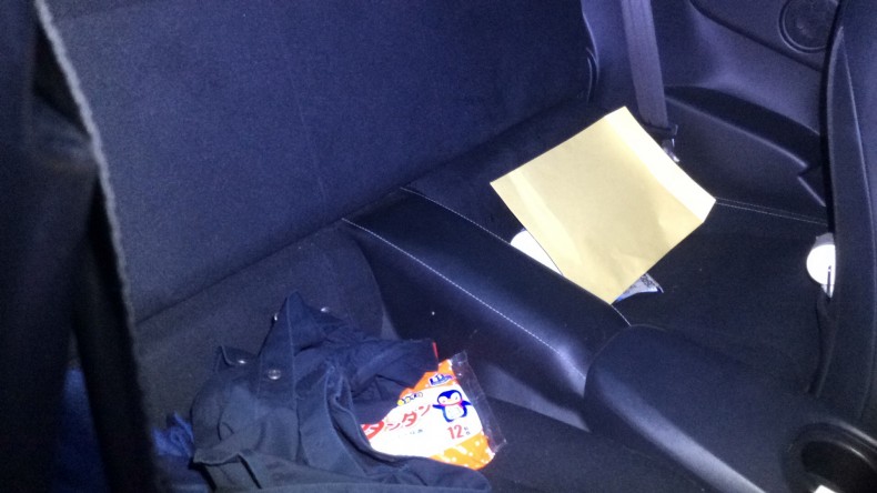 内装後方シート