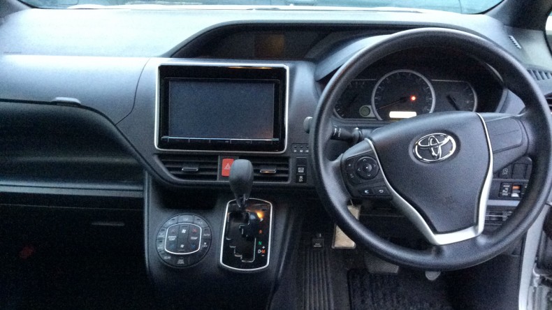 内装インパネ全体