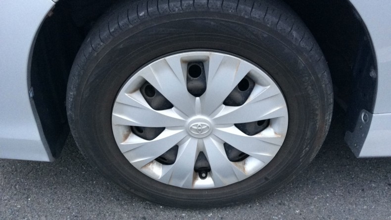 タイヤホイール前