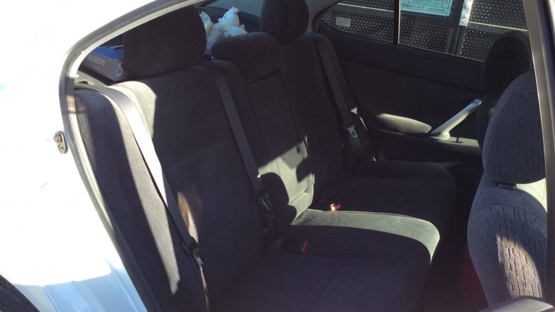 内装後方シート