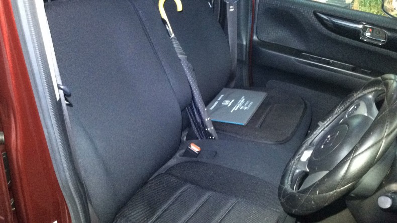 内装前方シート