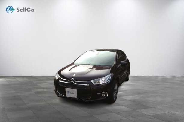 シトロエン　ＤＳ４の車種サムネイル画像