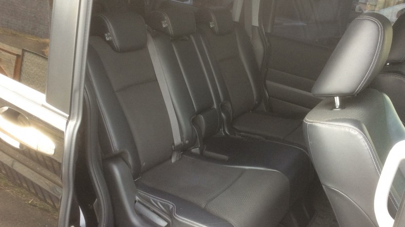 内装後方シート