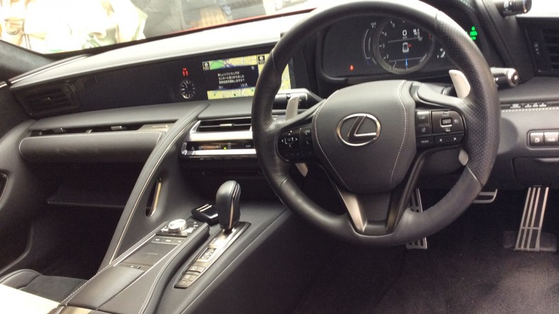 内装インパネ全体