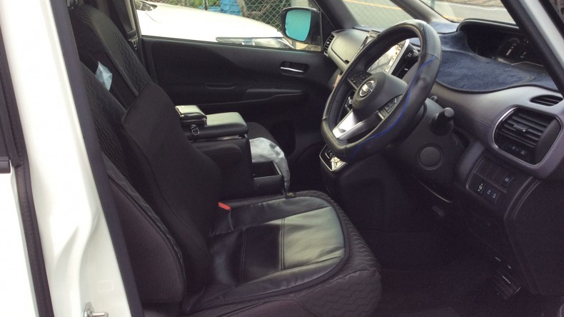 内装前方シート