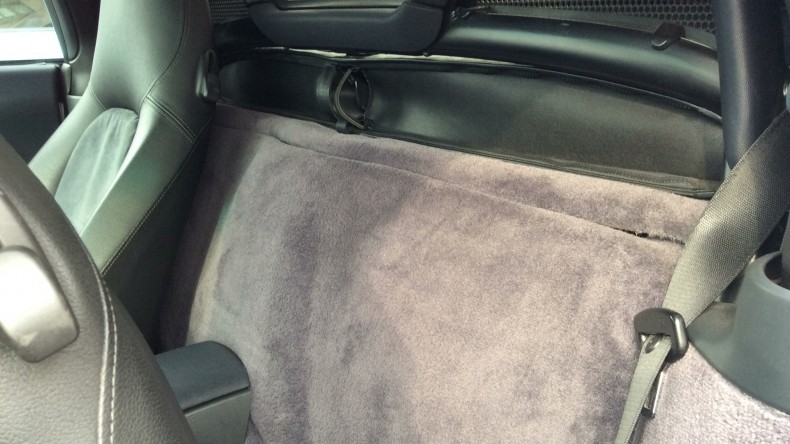 内装後方シート