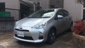 トヨタ/アクア-100403