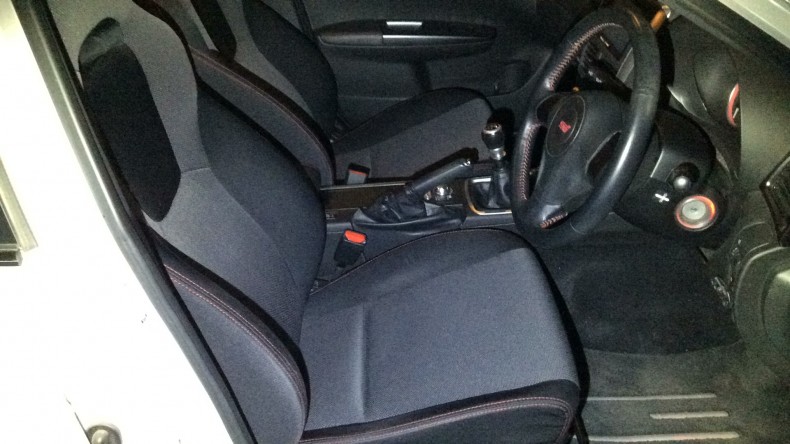 内装前方シート