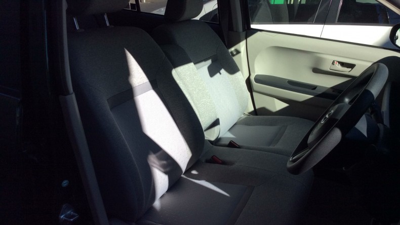 内装前方シート