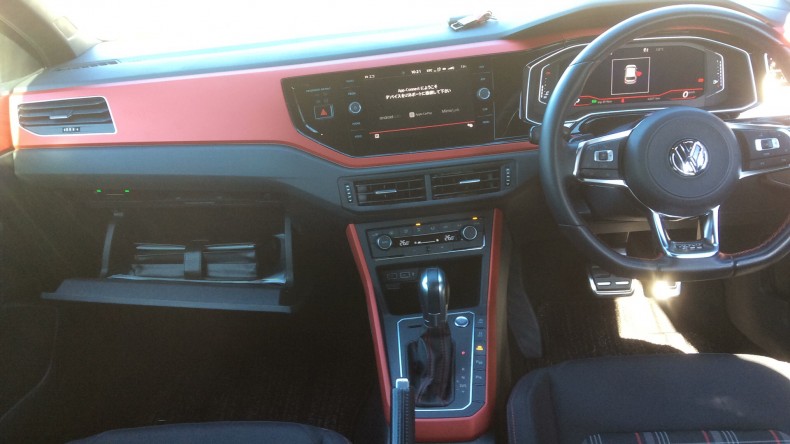 内装インパネ全体