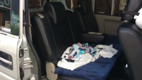 内装後方シート