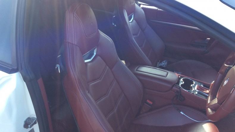 内装前方シート