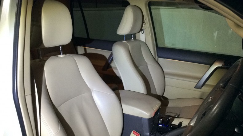 内装前方シート