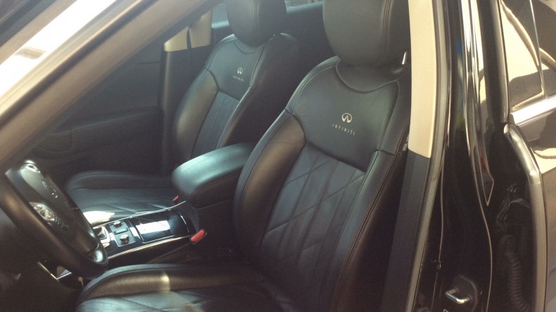 内装前方シート