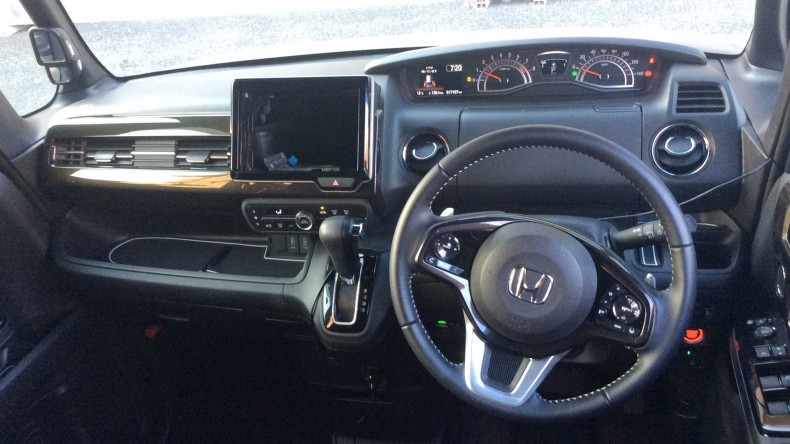 内装インパネ全体