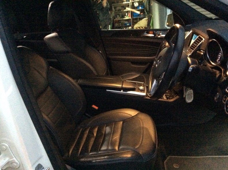 内装前方シート