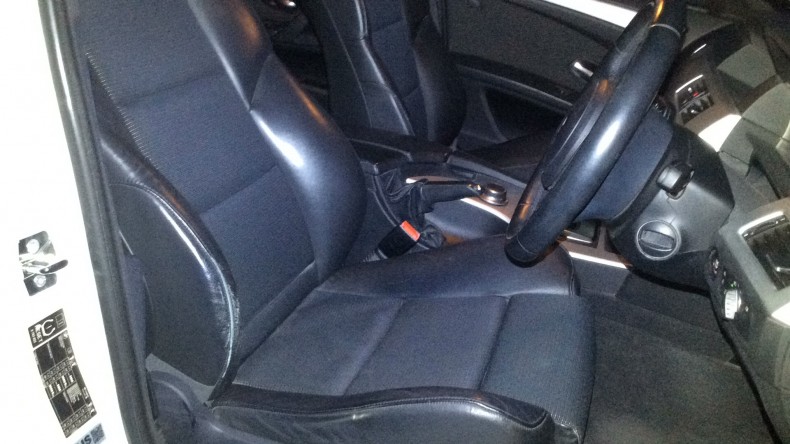 内装前方シート