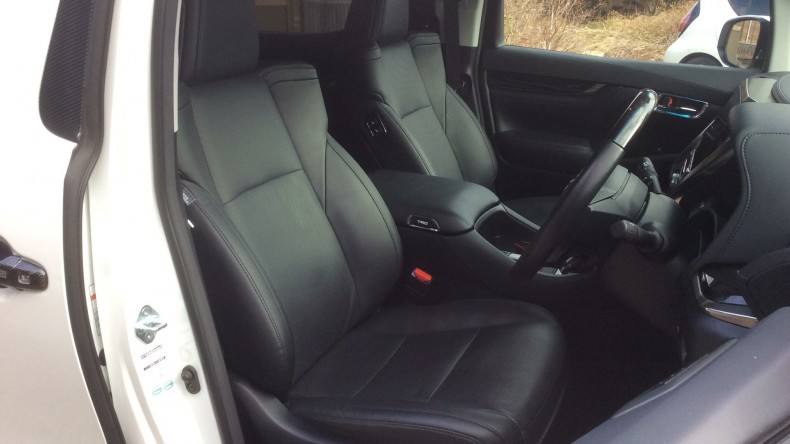 内装前方シート