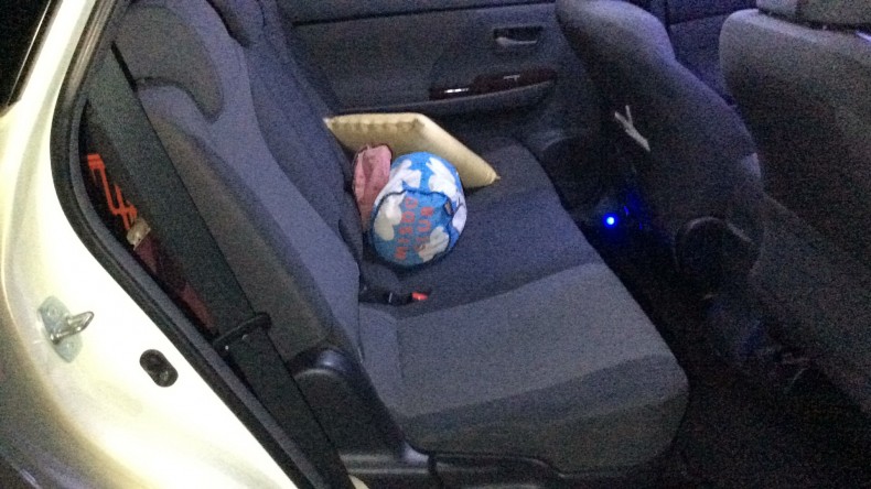 内装後方シート