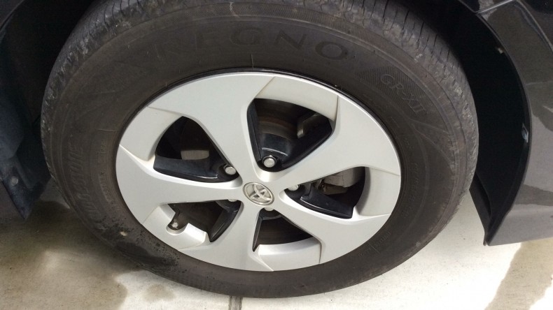 タイヤホイール前