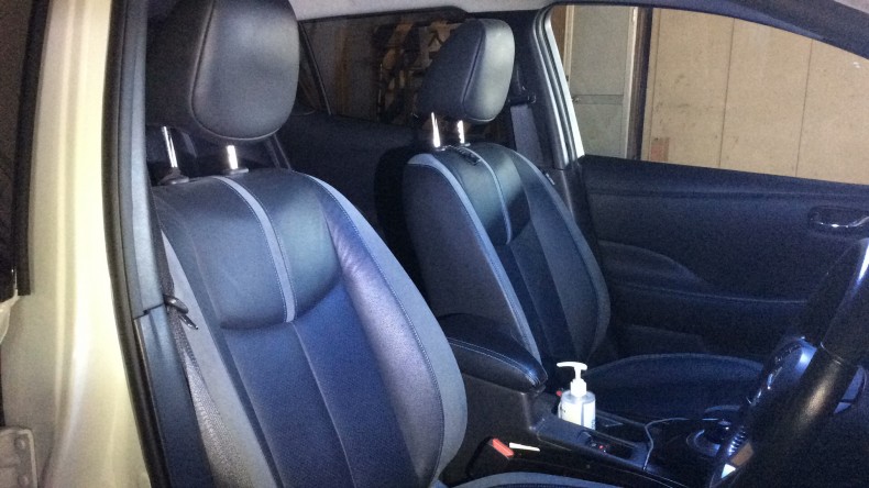 内装前方シート