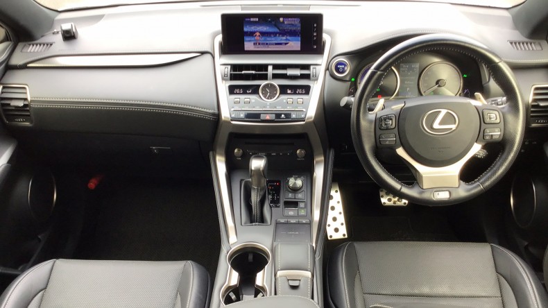 内装インパネ全体