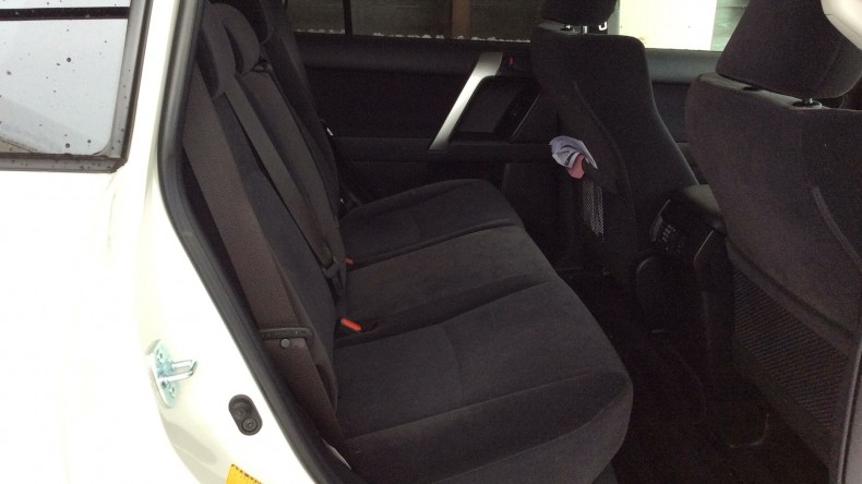 内装後方シート