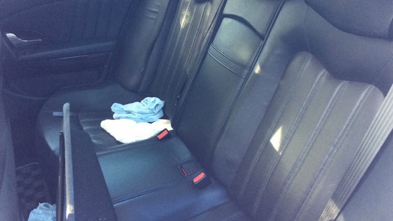 内装後方シート