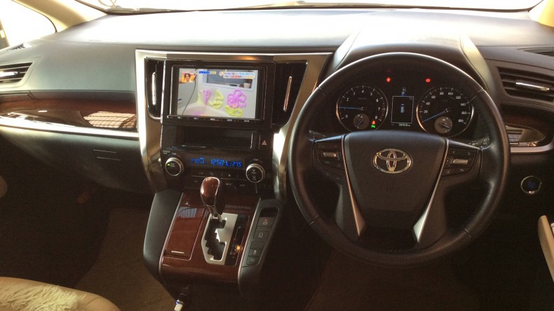 内装インパネ全体