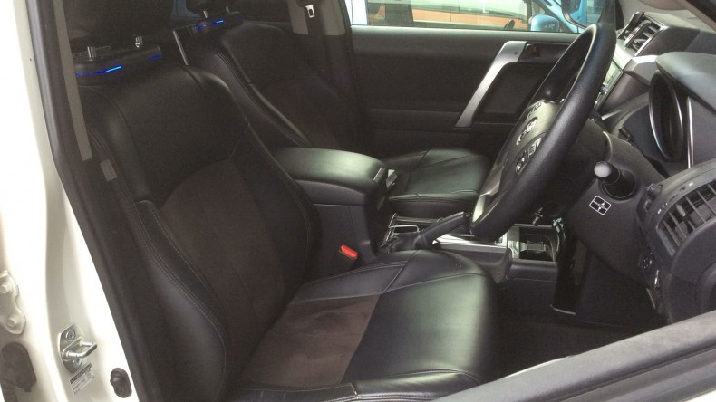 内装前方シート