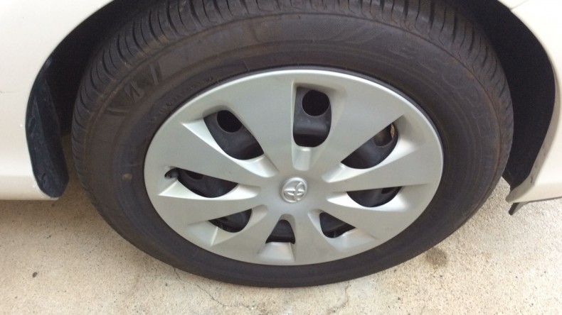 タイヤホイール前