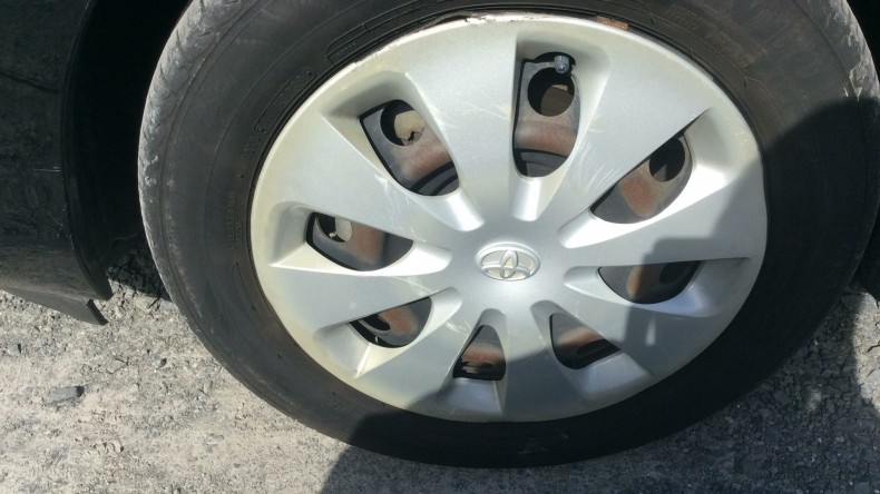 タイヤホイール前