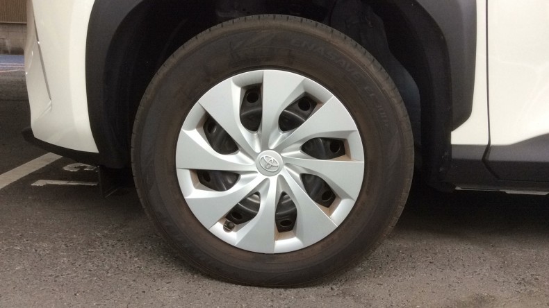 タイヤホイール前