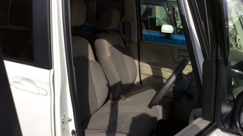 内装前方シート