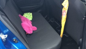 内装後方シート