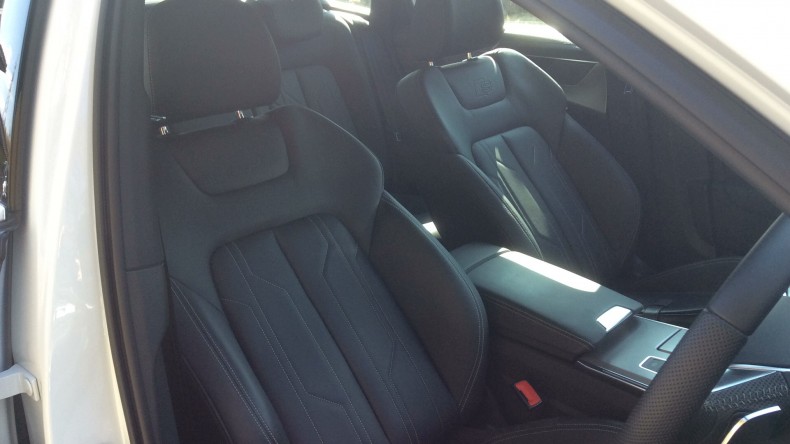 内装前方シート