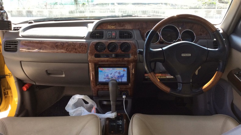 内装インパネ全体