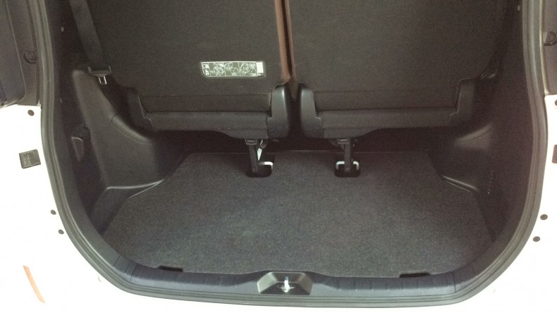 内装トランク