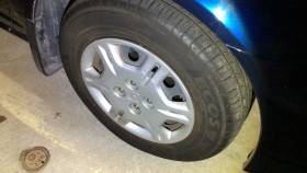 タイヤホイール前