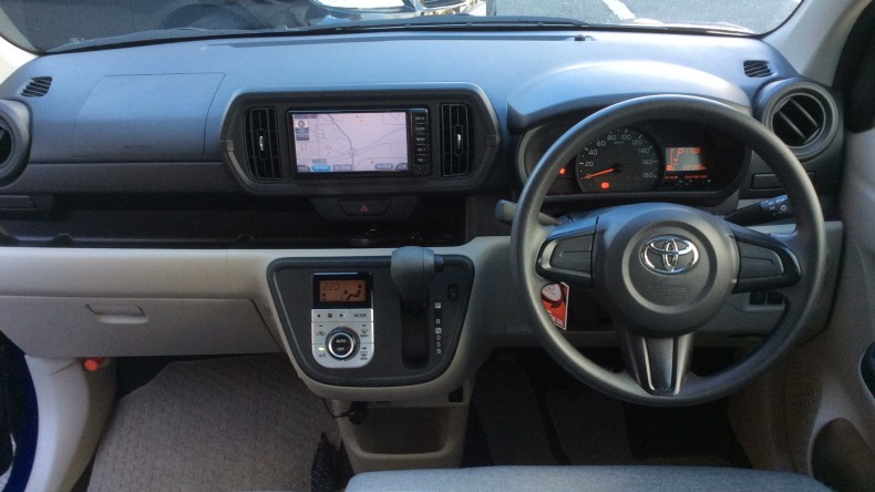 内装インパネ全体