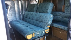 内装後方シート