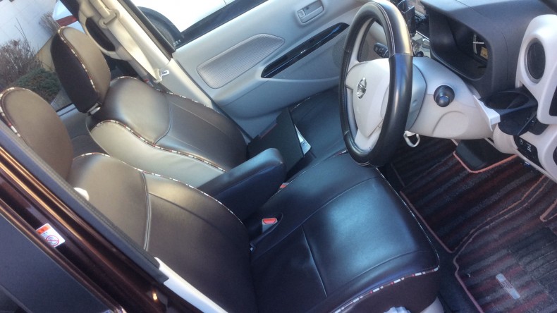 内装前方シート