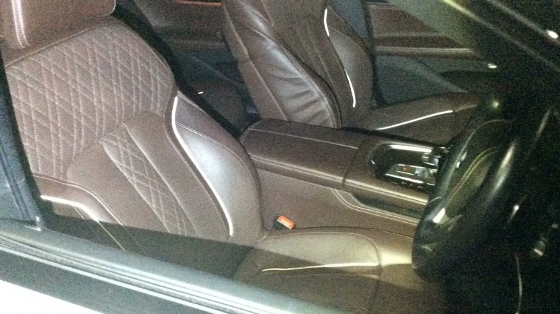 内装前方シート