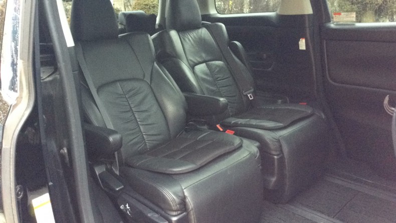 内装後方シート