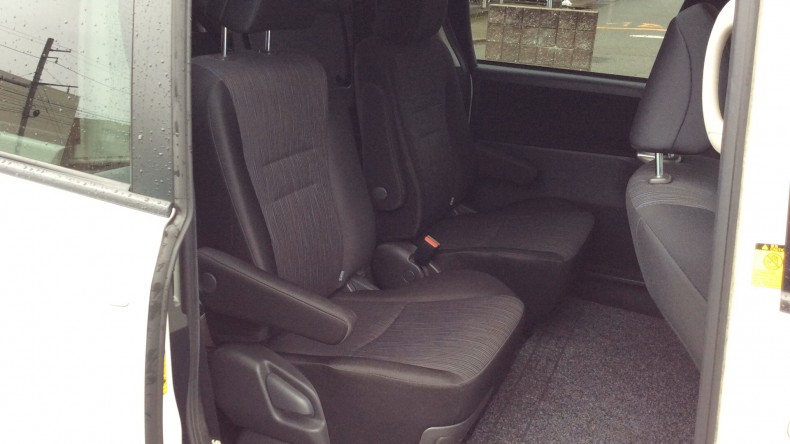 内装後方シート