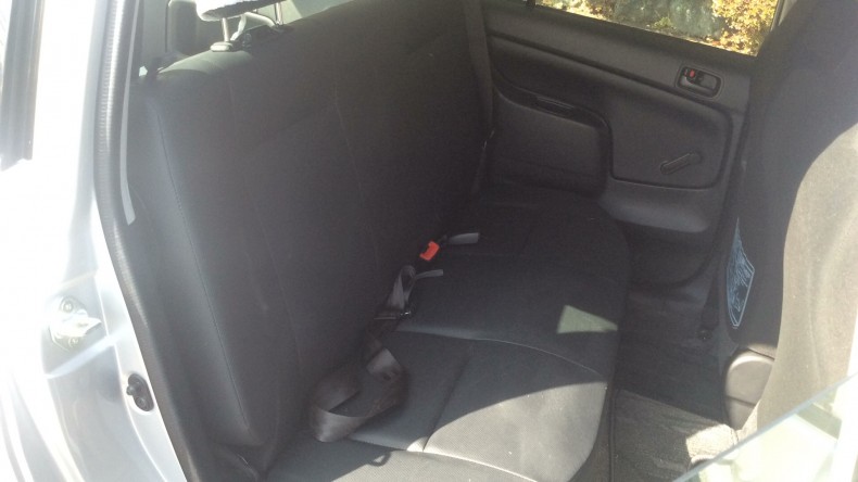 内装後方シート