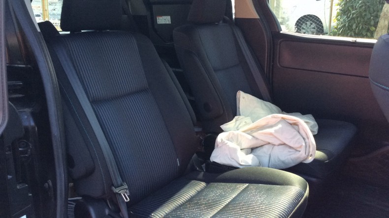 内装後方シート