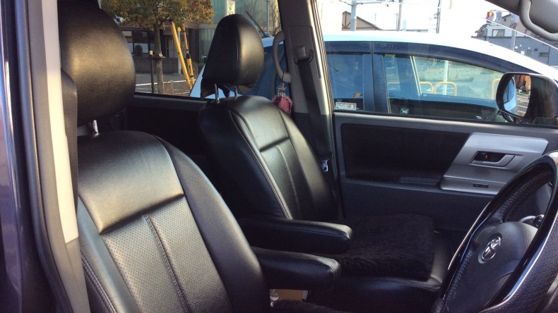 内装前方シート