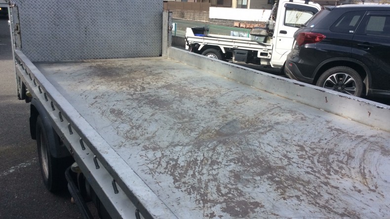 内装後方シート